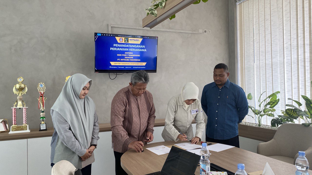 Penandatanganan MoU antara SMK PGRI 1 Tangerang dengan PT. Mitsuba dan Bank Syariah Indonesia